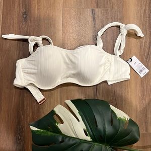 NWT cream bikini top